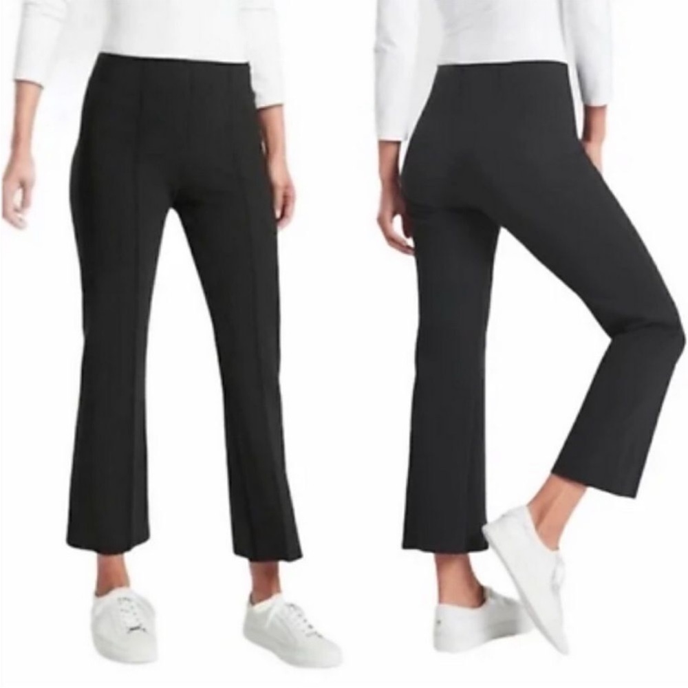 Athleta Mercurial Crop Flare‎ Pants
